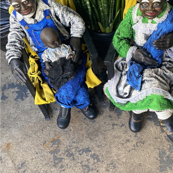 Oh man and lady and rocking chair $60 for both - Picture 3 of 4